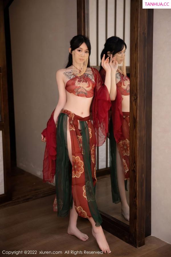 小奶瓶呜呜  [XiuRen]高清写真图 2022.08.25 No.5527 奶瓶第10张图片